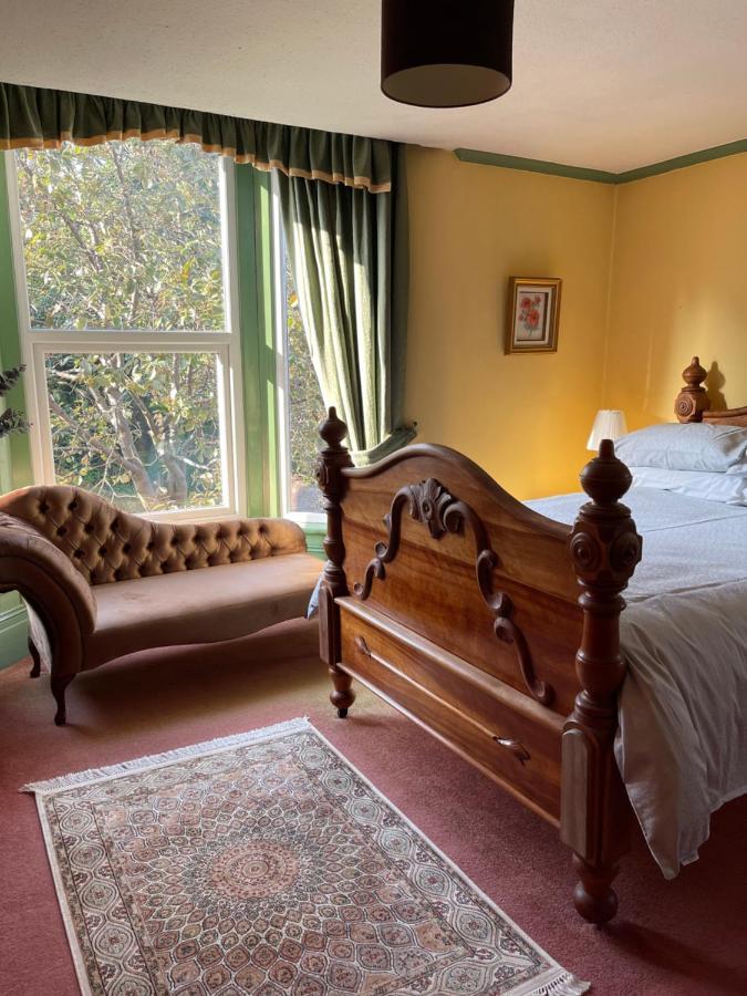 Chimneys Guest House Blackburn  Dış mekan fotoğraf