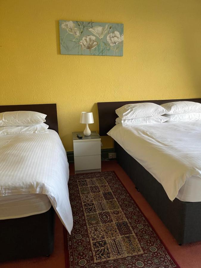 Chimneys Guest House Blackburn  Dış mekan fotoğraf