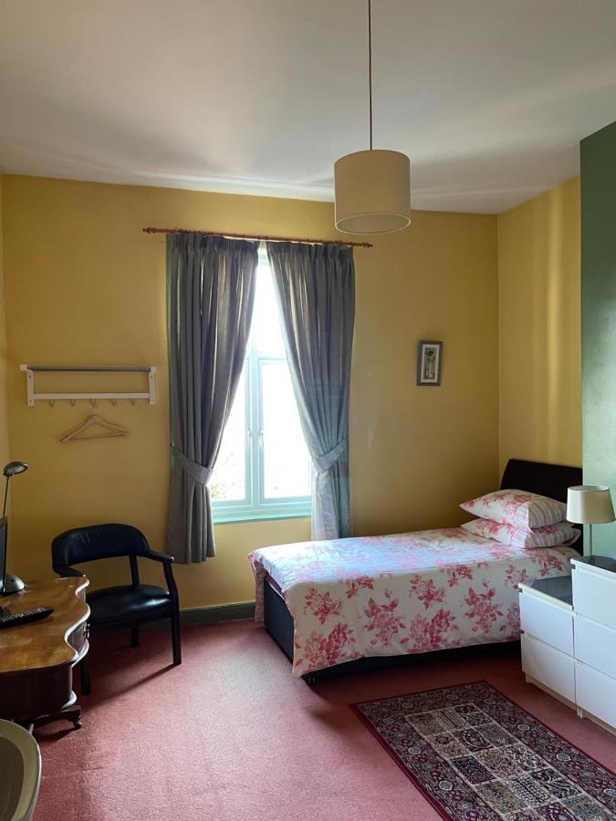 Chimneys Guest House Blackburn  Dış mekan fotoğraf