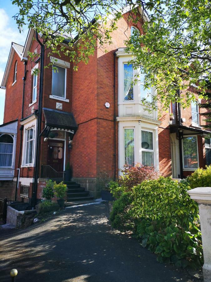 Chimneys Guest House Blackburn  Dış mekan fotoğraf